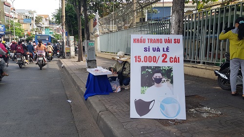 Cà Mau: Vụ bán 20 khẩu trang y tế, có cả quản lý thị trường tỉnh “vào cuộc”.