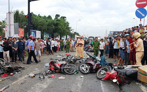 Mùng 2 tết Nguyên Đán có 21 người chết do tai nạn