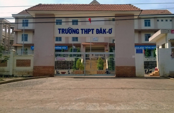 Bình Phước: Hiệu trưởng trường THPT tử vong do rơi từ tầng 3 xuống đất