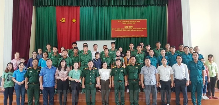 Hội đồng NVQS huyện Nhà Bè tổ chức thăm, động viên chiến sĩ mới nhập ngũ năm 2022